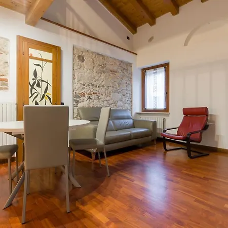 Stradone Provolo Apartment *