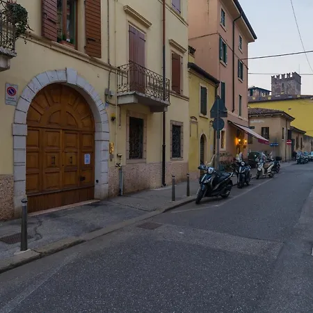 Apartment Stradone Provolo Verona