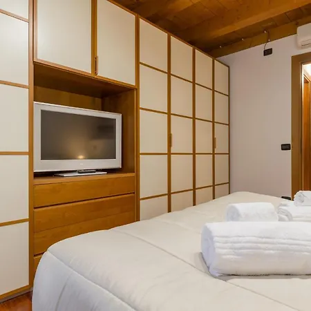 Stradone Provolo Appartement *
